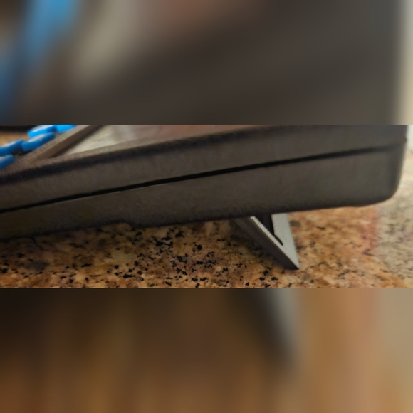 Vintage Draw Poker Handheld Game - Picture 2 of 4